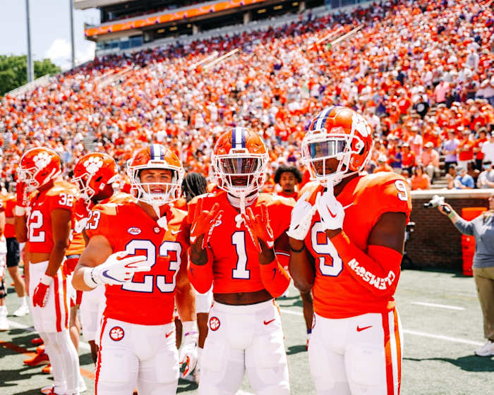 Andrew Mukuba (1) and R.J. Mickens (9) both had interceptions on the first half.